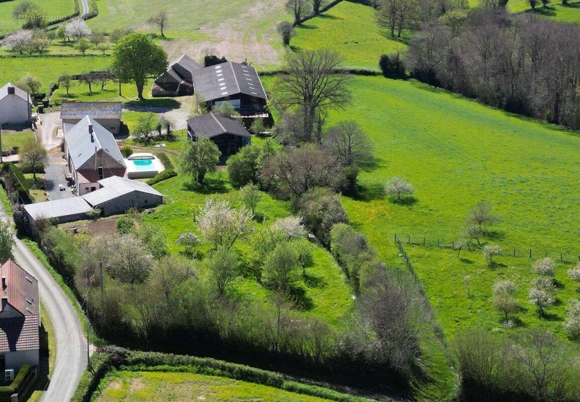 Propriété rurale   6,9 ha avec maison de 170 m2, petit studio et piscine (Boussac-Bourg) - photo 8