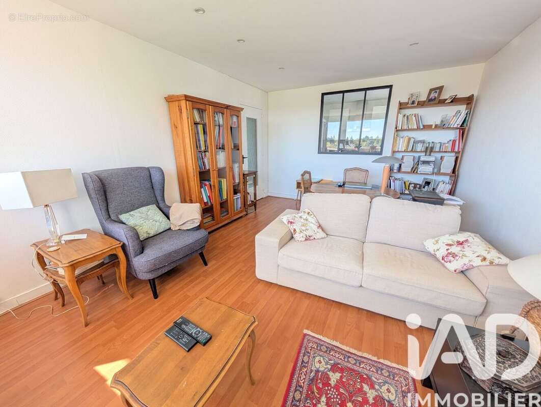 Photo 5 - Appartement à SAINT-JEAN-DE-BRAYE