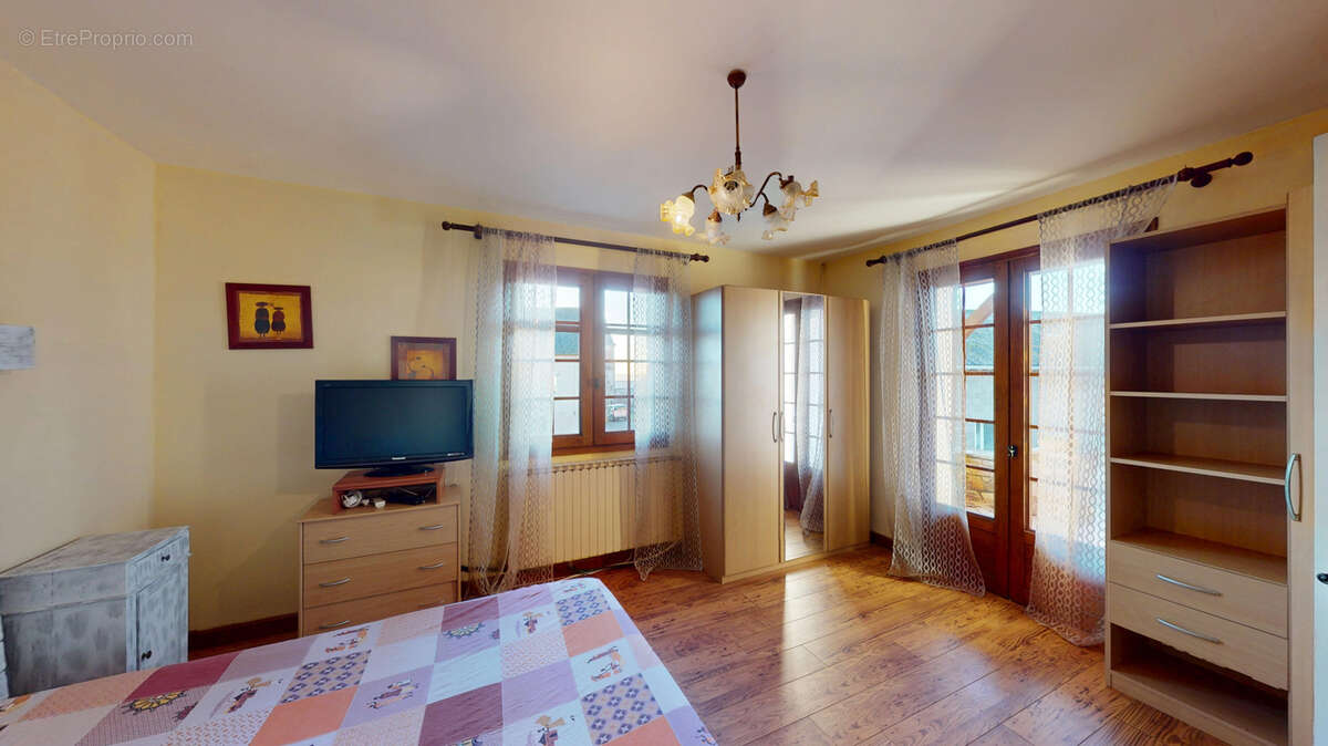 Maison à RULLAC-SAINT-CIRQ