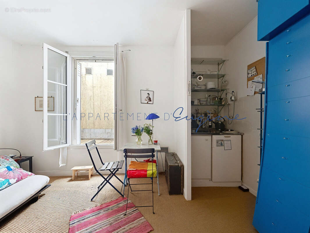 Appartement à PARIS-18E