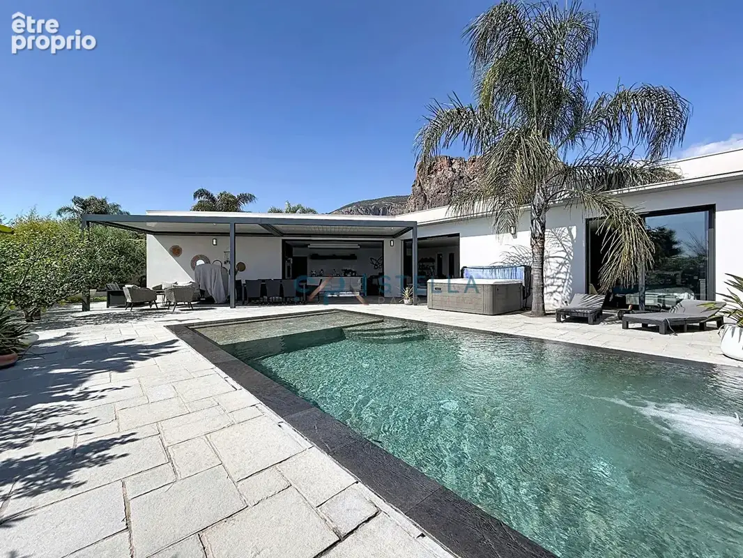 Villa contemporaine de plain-pied avec piscine, prestations haut de gamme - photo 14