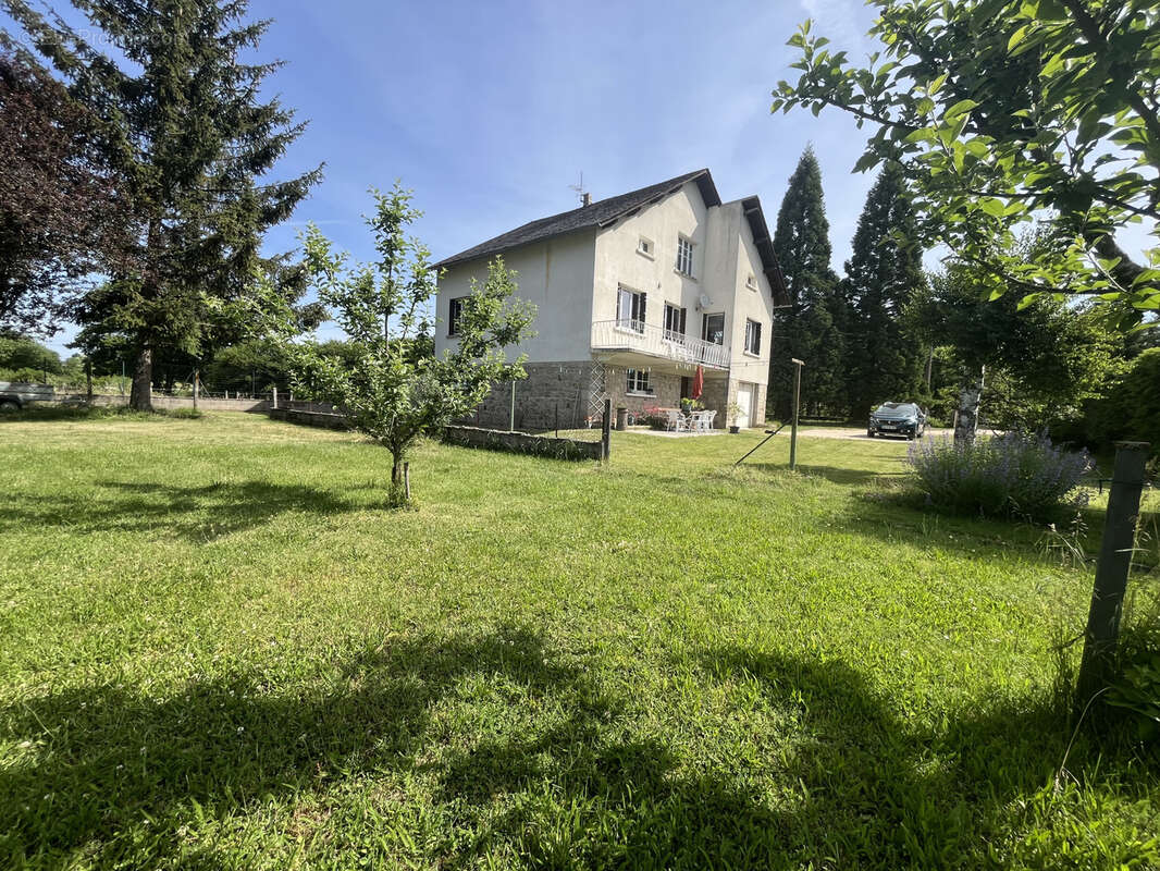 Maison à SAINT-ALBAN-SUR-LIMAGNOLE