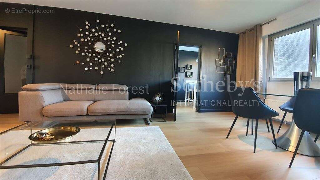 LILLE VAUBAN / RUE DES FRERES VAILLANTS / appartement 2 chambres et bureau rénové. - photo 3