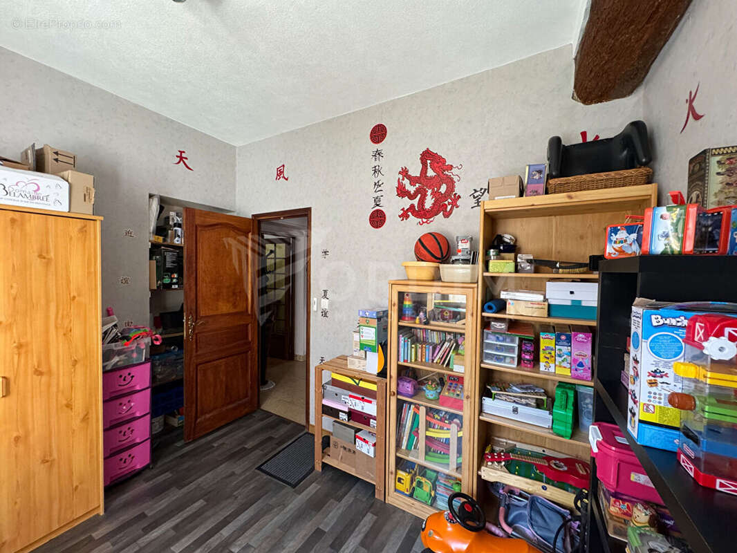 Maison à COSNE-COURS-SUR-LOIRE