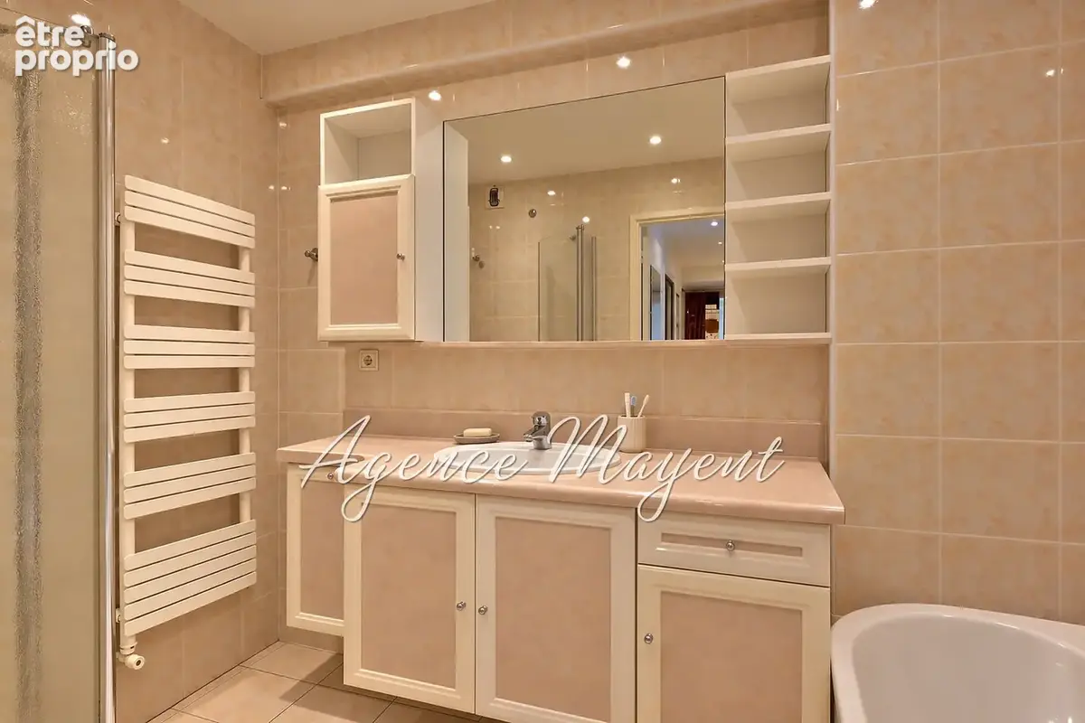 Appartement 3 pièces 66 m² à vendre à Cannes (06400) - photo 5