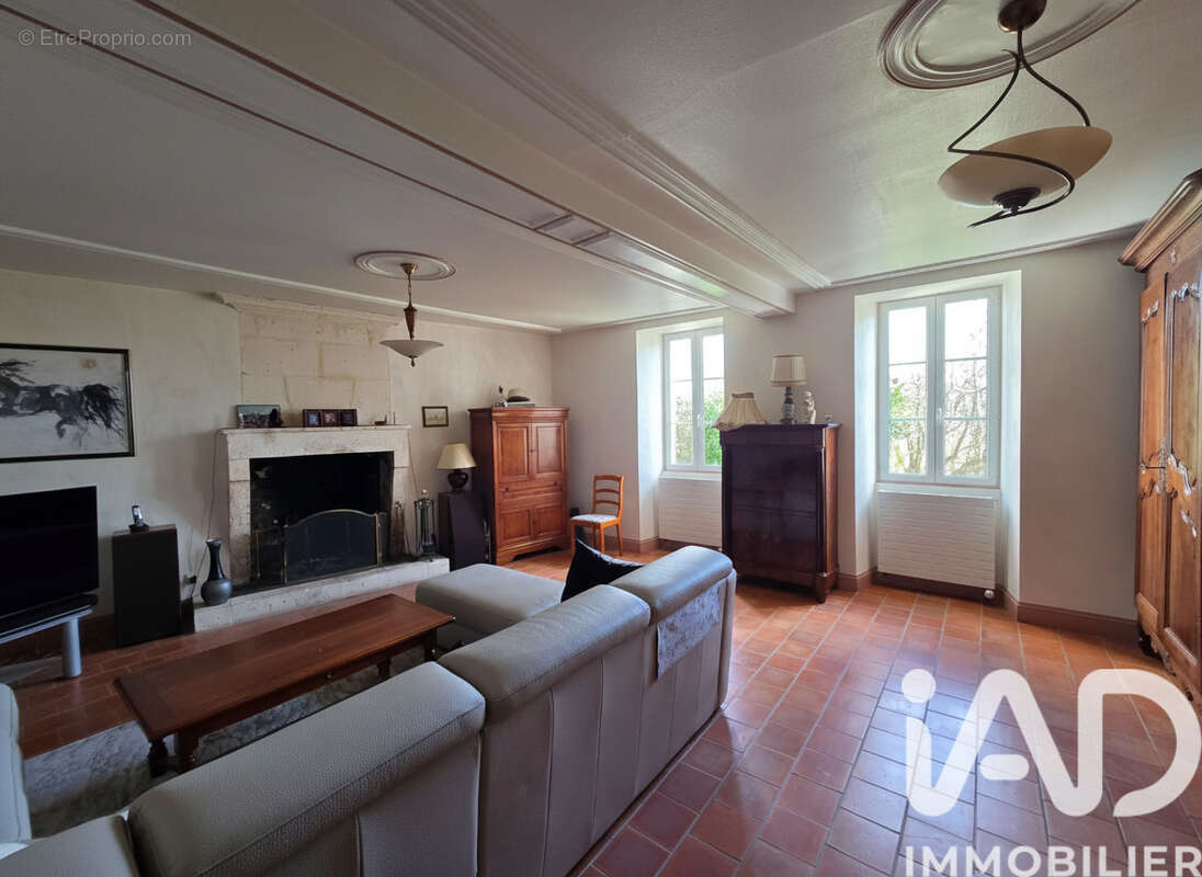 Photo 6 - Maison à CHAMPNIERS