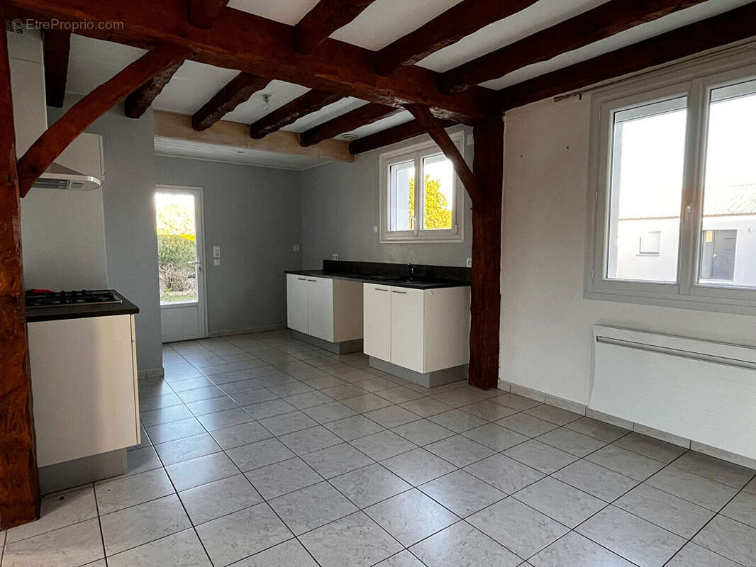 Maison à SAINTE-PAZANNE