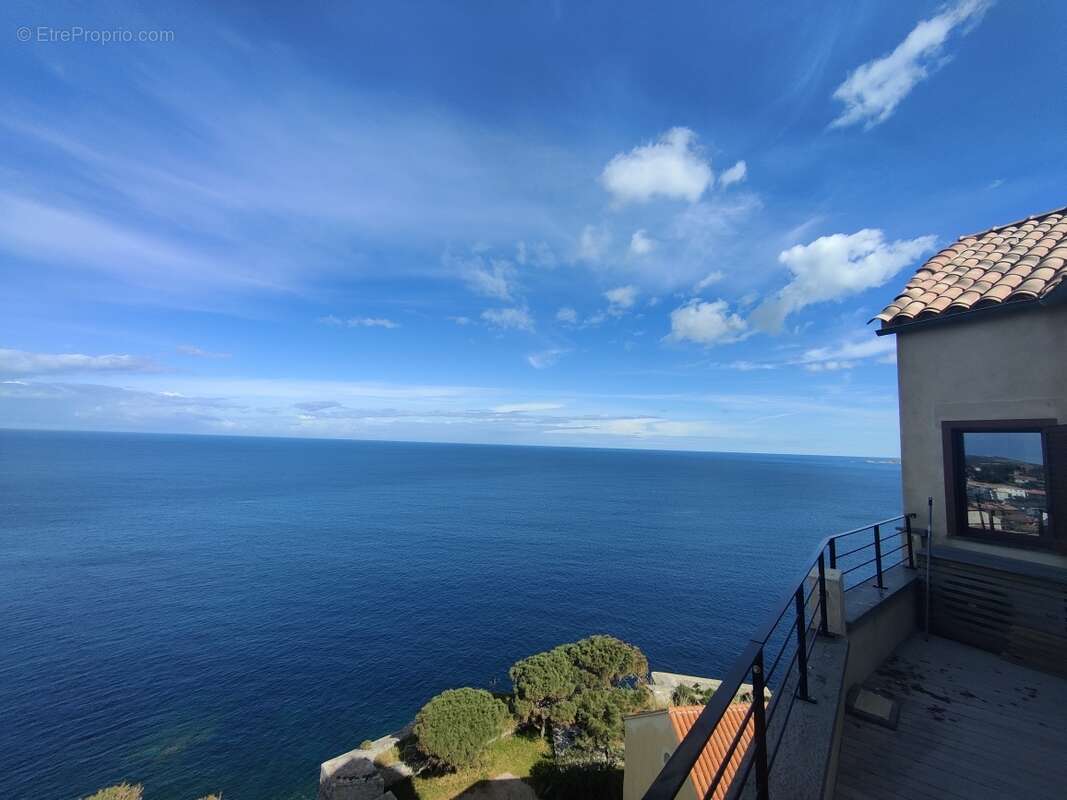 Appartement à CALVI