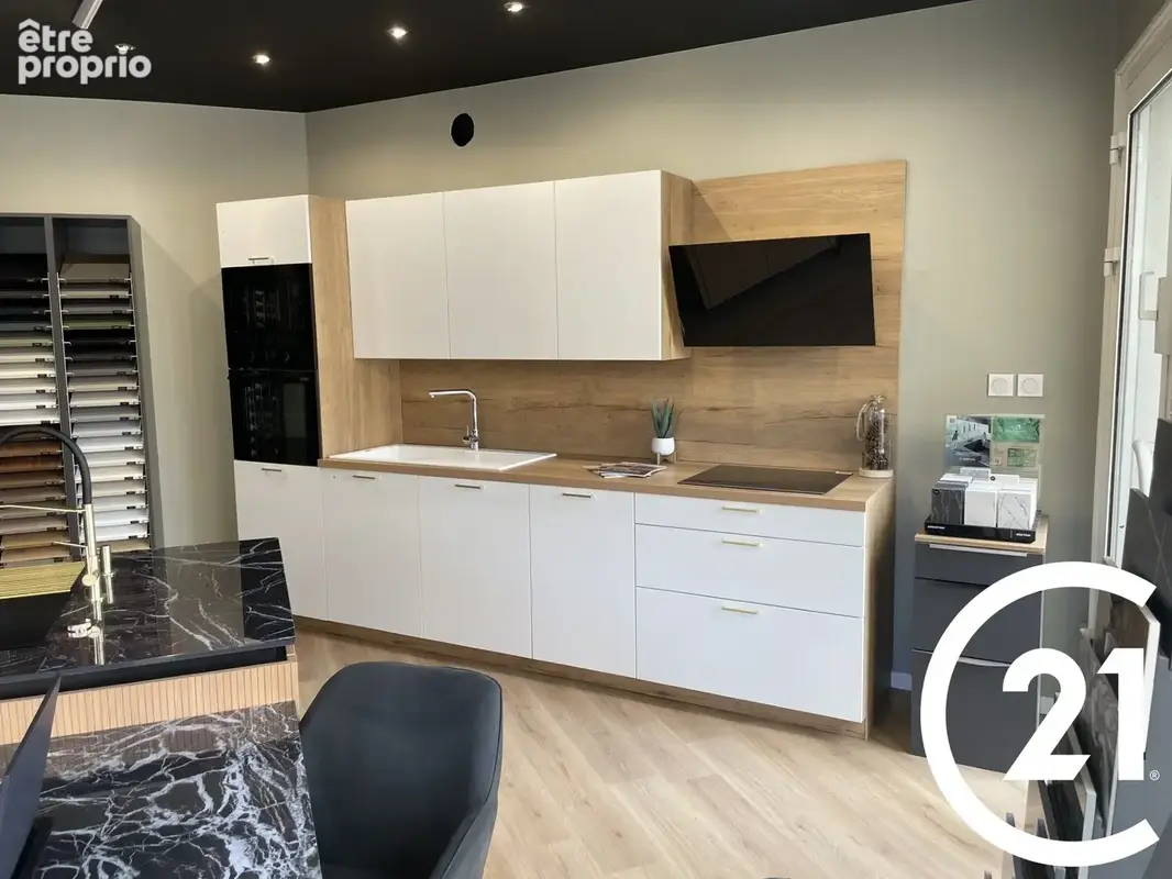 Commerce 150 m² à vendre à Valence (26000) - photo 3