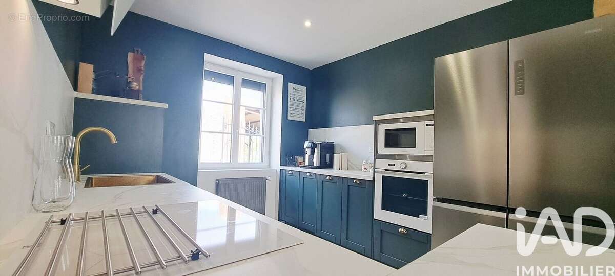 Maison 371 m² à Lorcy  - photo 5