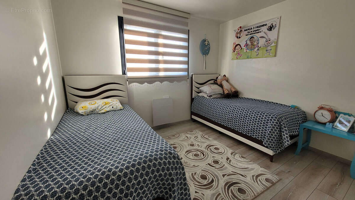 Maison à CORMELLES-LE-ROYAL