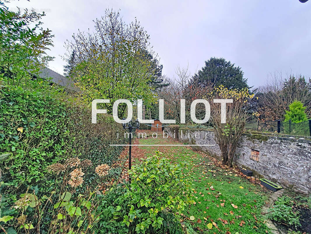 Maison à THURY-HARCOURT