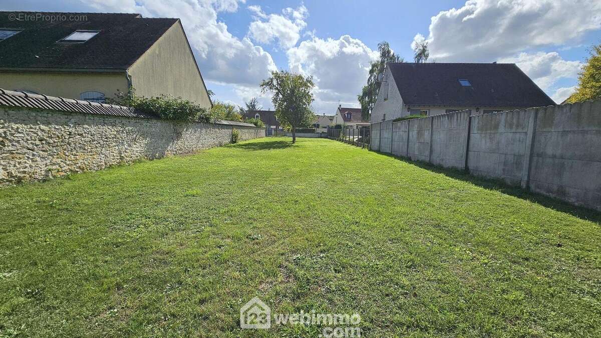 Terrain 510 m² à Milly-La-Foret  - photo 5