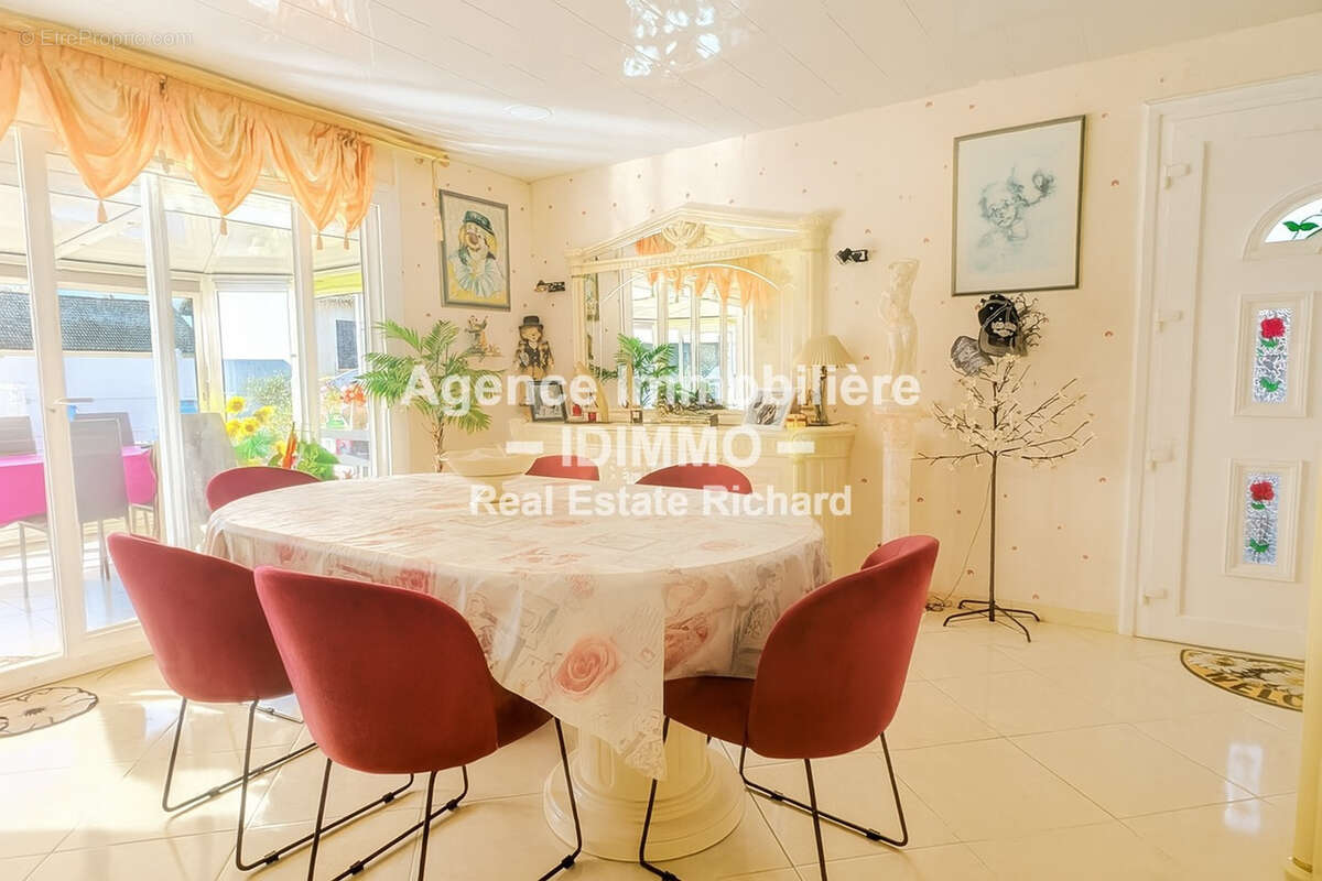 Maison à BEAUMONT-DU-GATINAIS