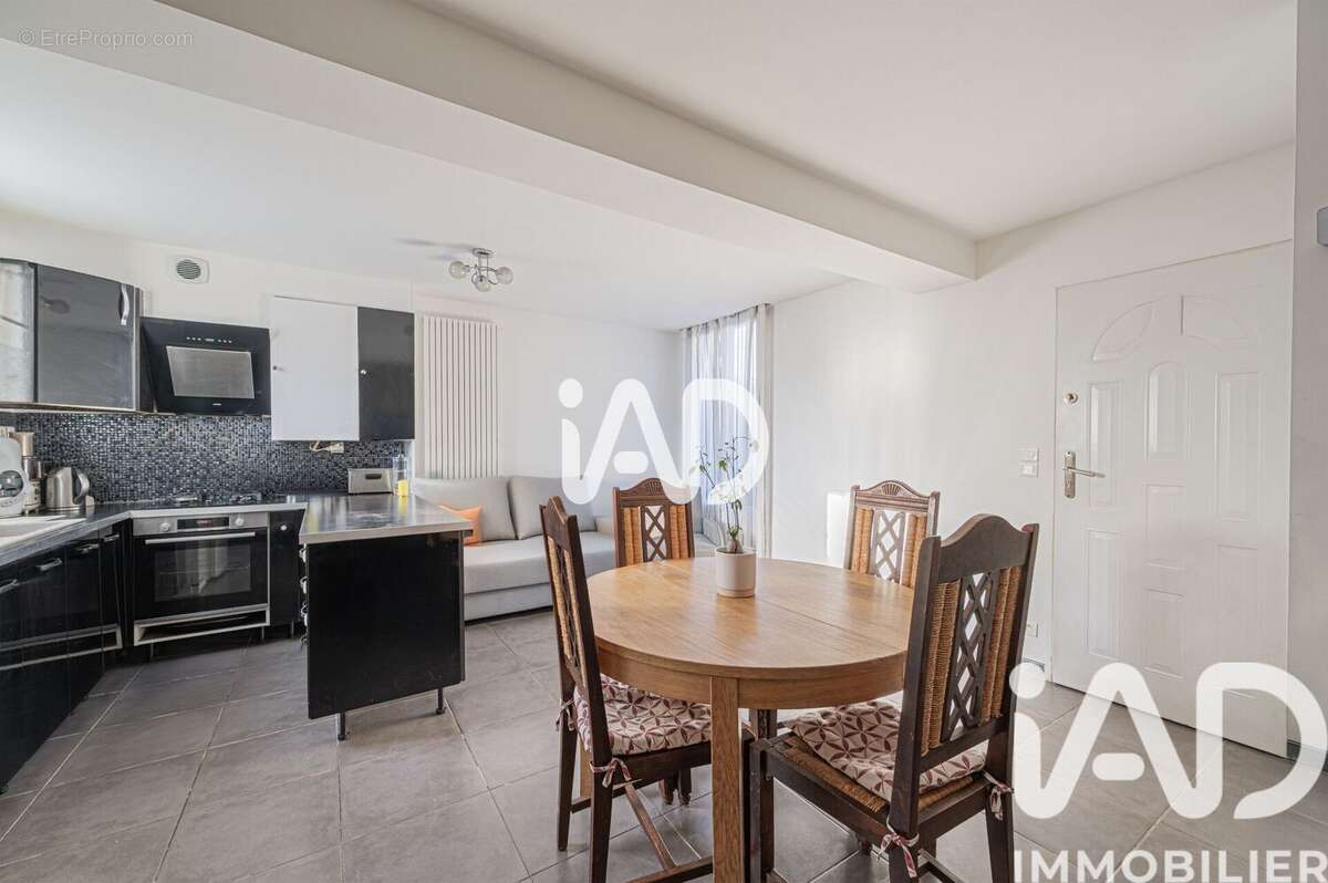 Photo 2 - Maison à BONDY