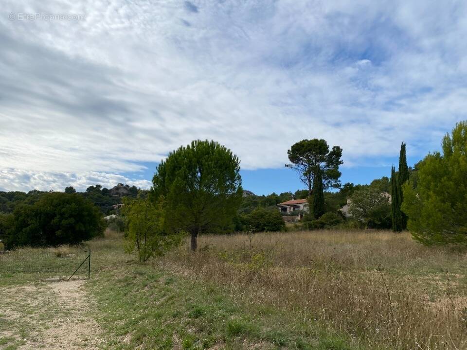Terrain à MERINDOL