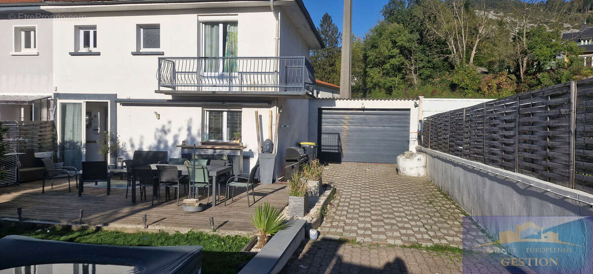 Maison à LOURDES