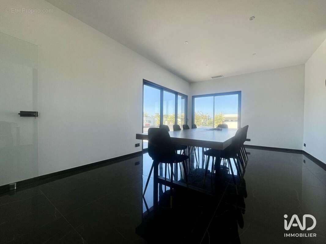 Photo 2 - Commerce à PERPIGNAN