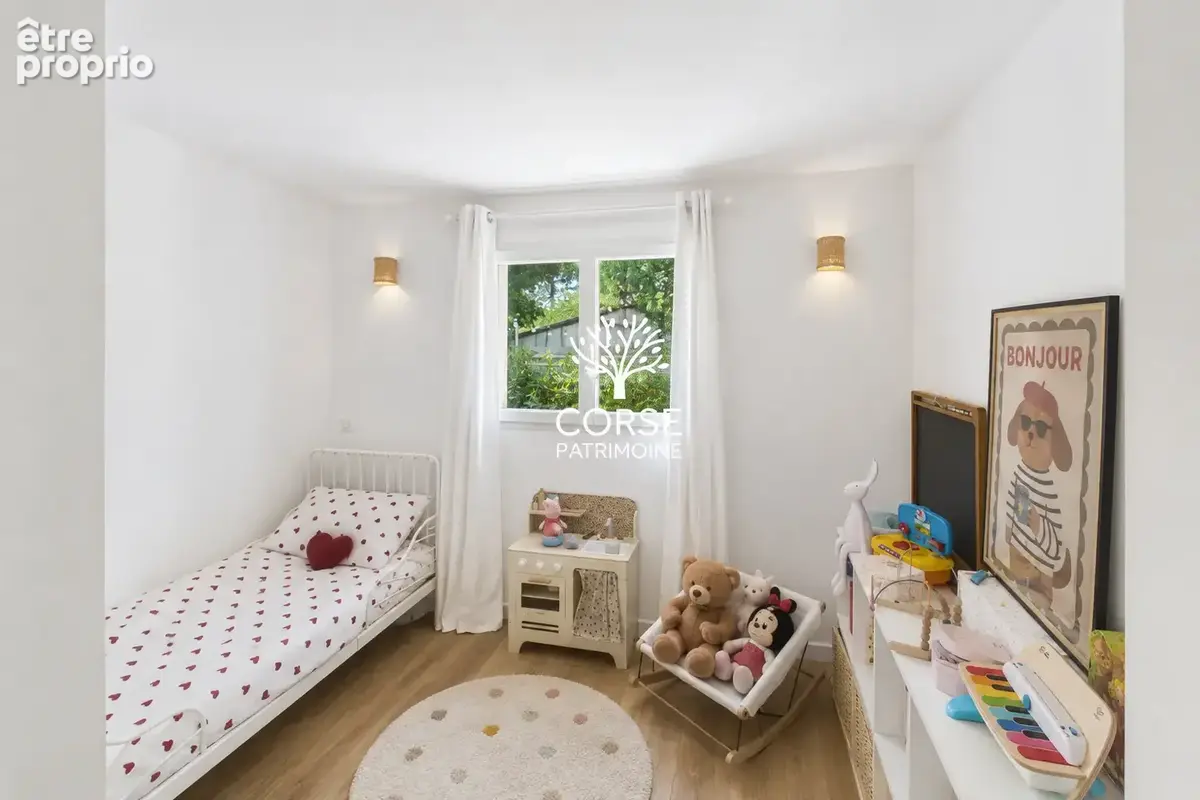 Maison mitoyenne rénovée avec jardin privatif - photo 7