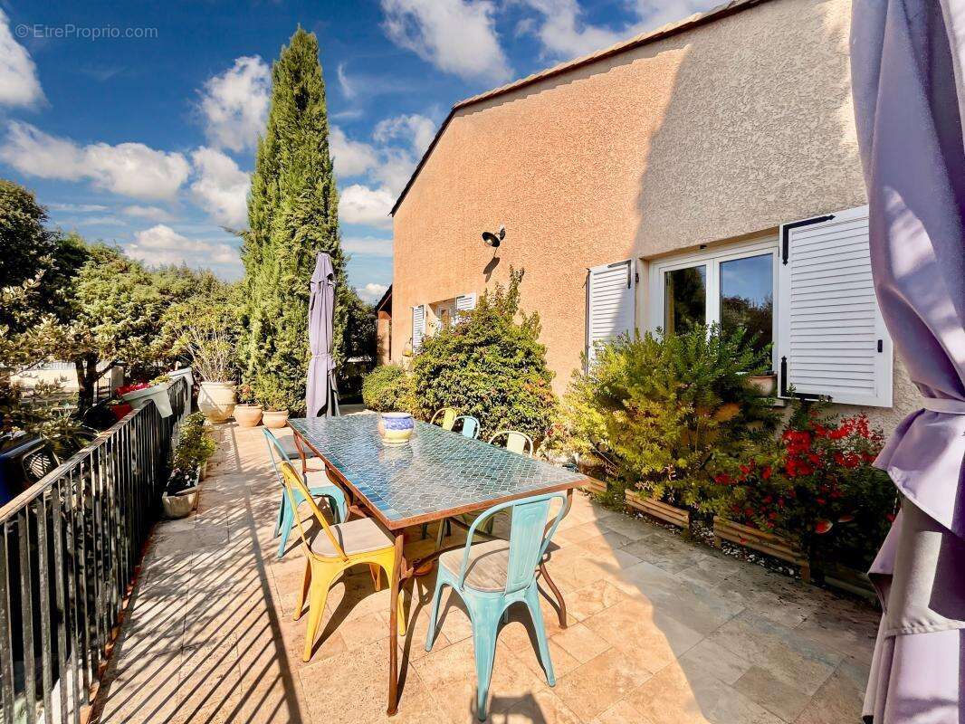 Maison à UZES