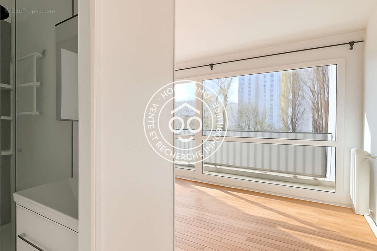 VUE 2 CHAMBRE 2 - Appartement à CHEVILLY-LARUE