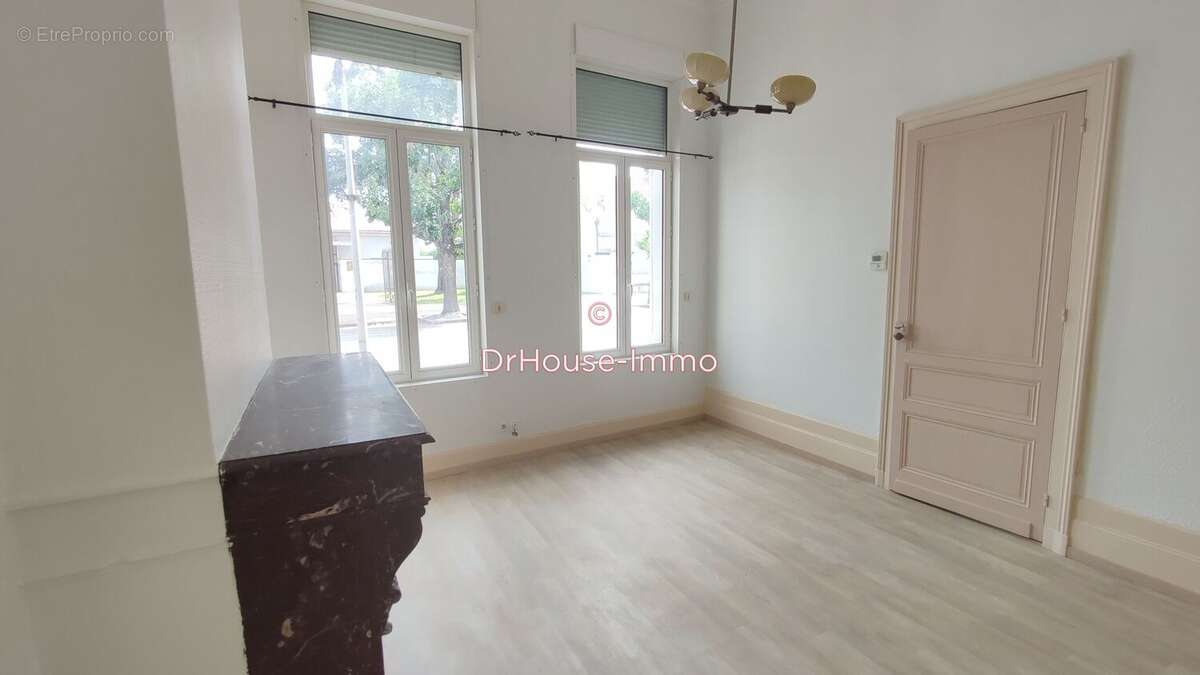 Maison 170 m² à Sainte-Bazeille  - photo 3