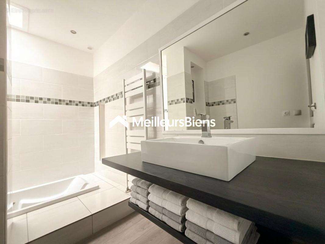 Maison à SAINT-OUEN-L'AUMONE