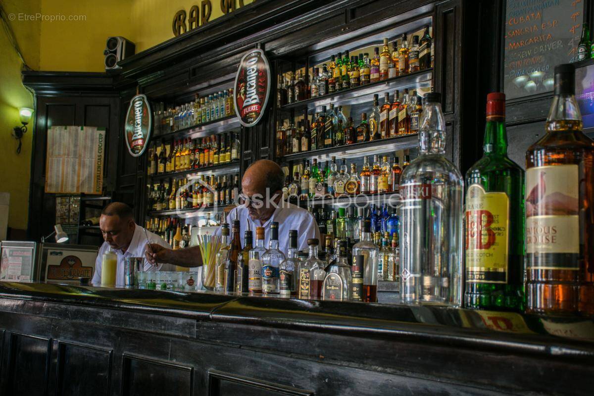 Commerce à TROUVILLE-SUR-MER