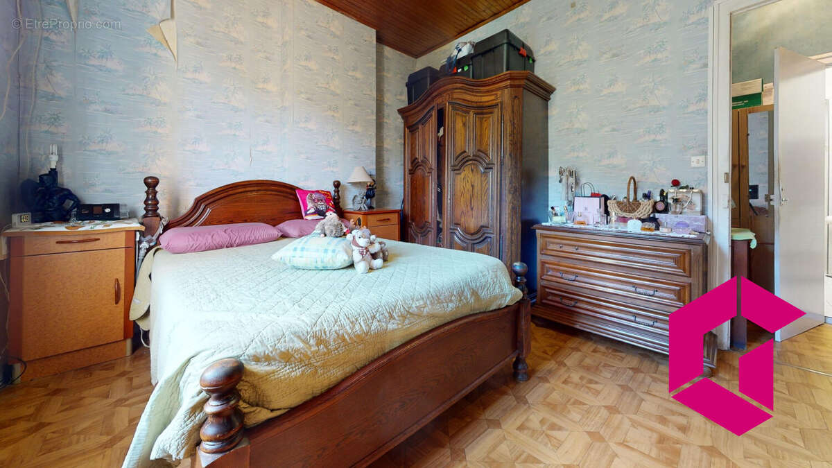 Maison à SAINT-ETIENNE