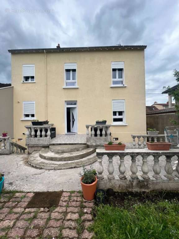 Maison à LE CREUSOT