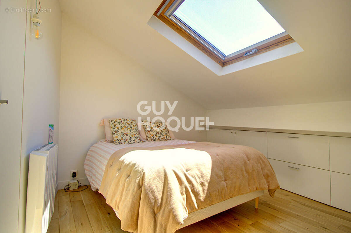 Appartement à PARIS-20E