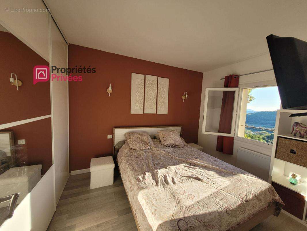 Appartement à CALLIAN