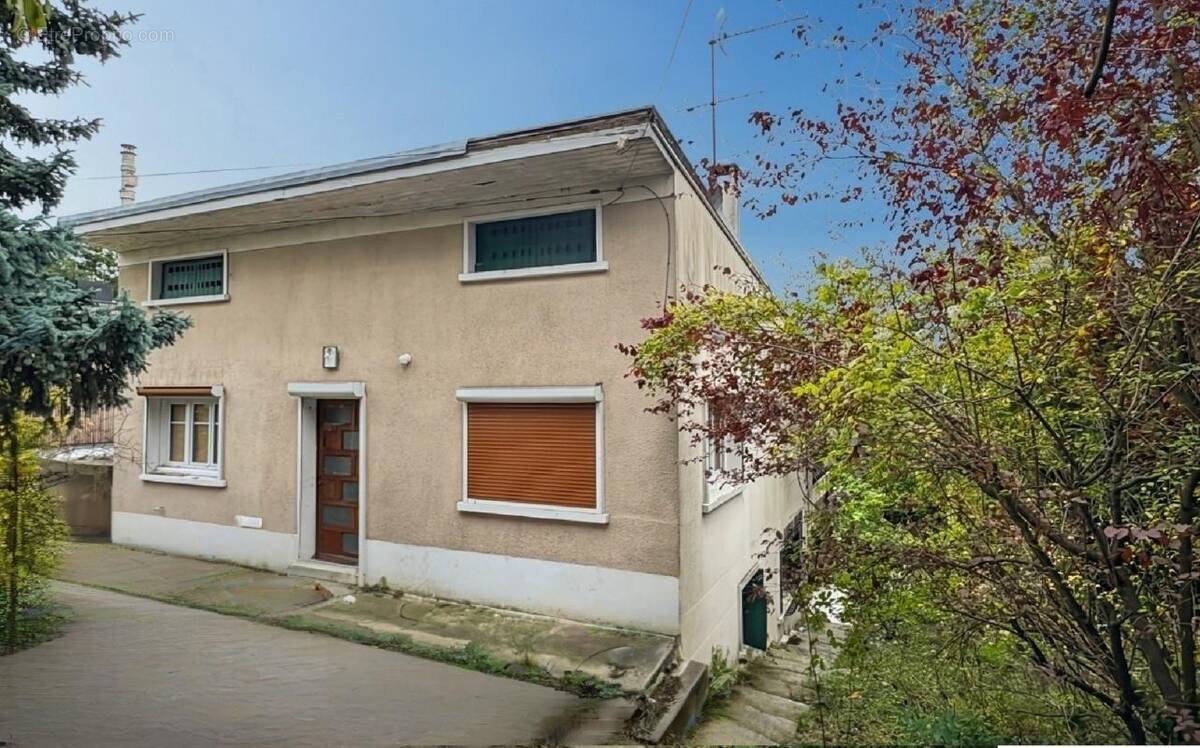 Maison à FONTENAY-SOUS-BOIS