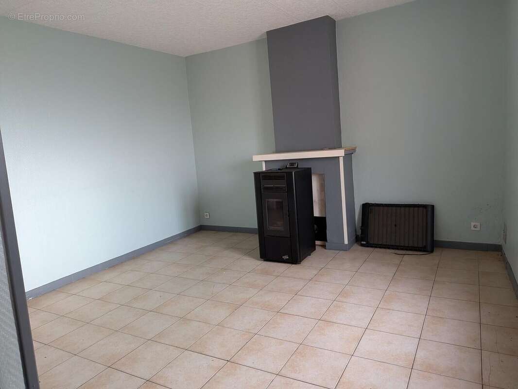 Photo 3 - Maison à BRUAY-LA-BUISSIERE