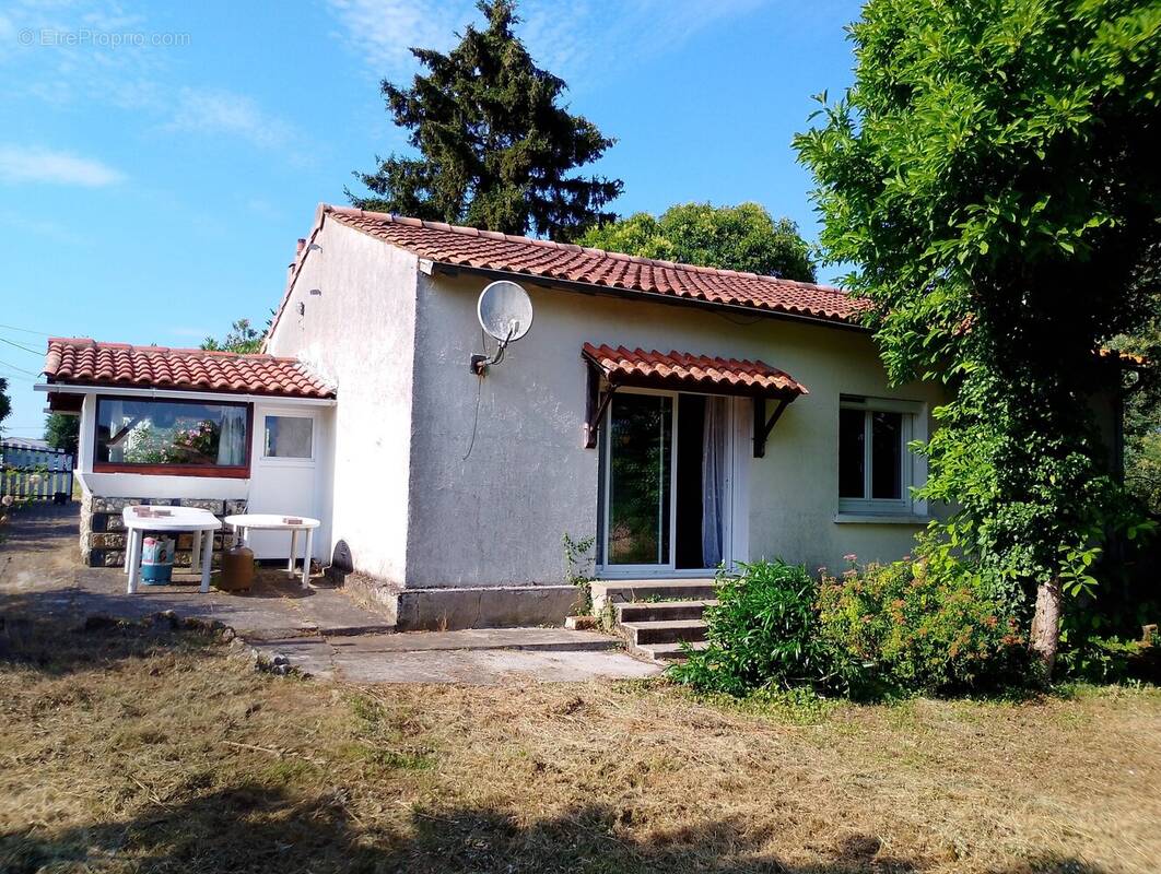 Maison à JONZAC