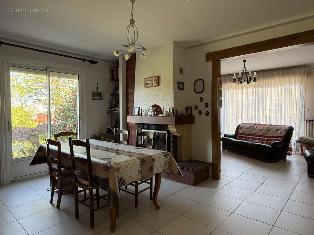 Maison à LE MAY-SUR-EVRE