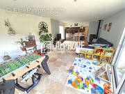 Maison à SAINT-MARTIN-DES-NOYERS