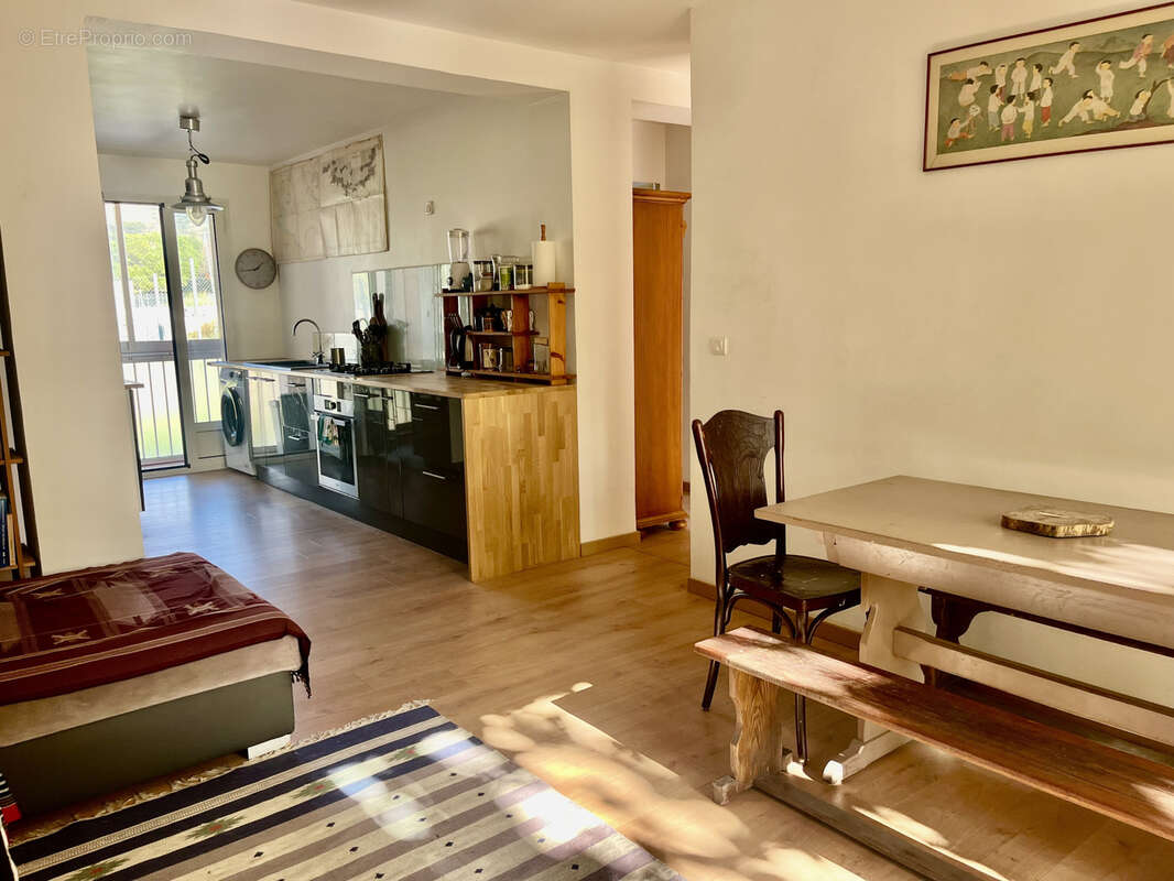 Appartement à MARSEILLE-16E