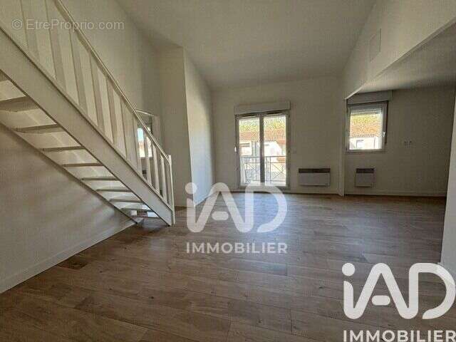 Appartement 76 m² à Marguerittes  - photo 2