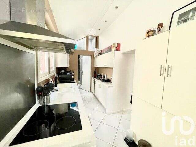 Photo 2 - Appartement à VAUJOURS