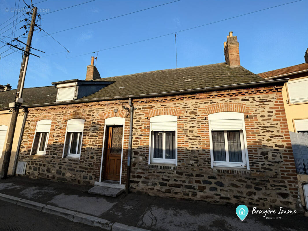 Maison à HIRSON