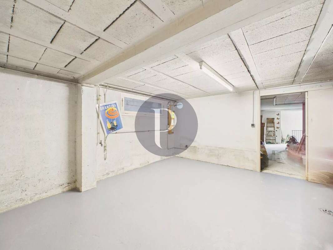 Maison à VERRIERES-LE-BUISSON