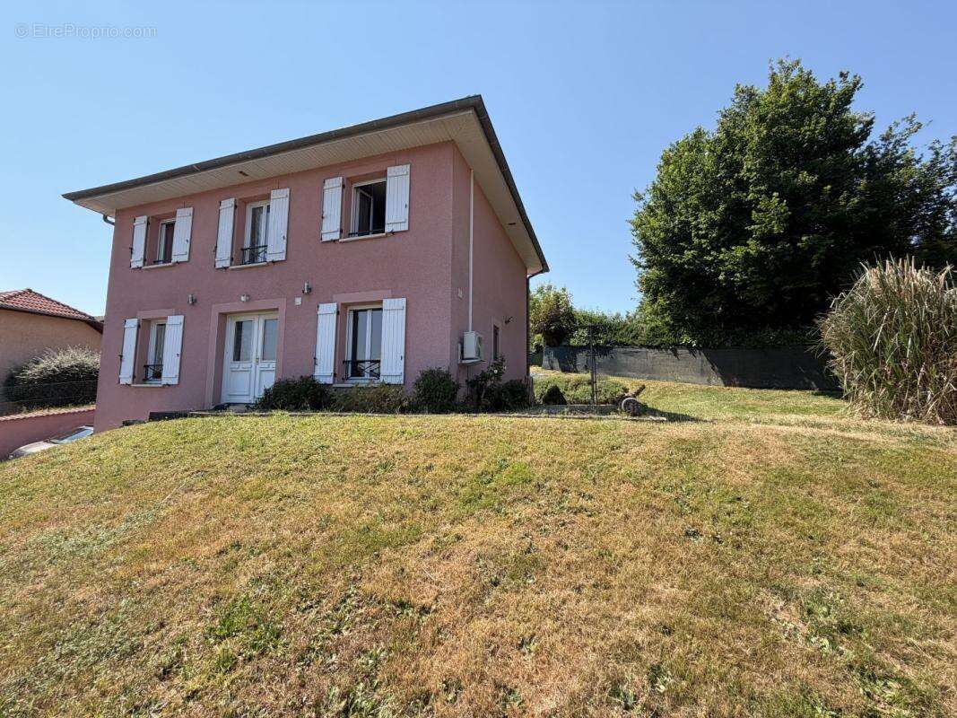 Maison 127 m² à Le Pont-De-Beauvoisin  - photo 3