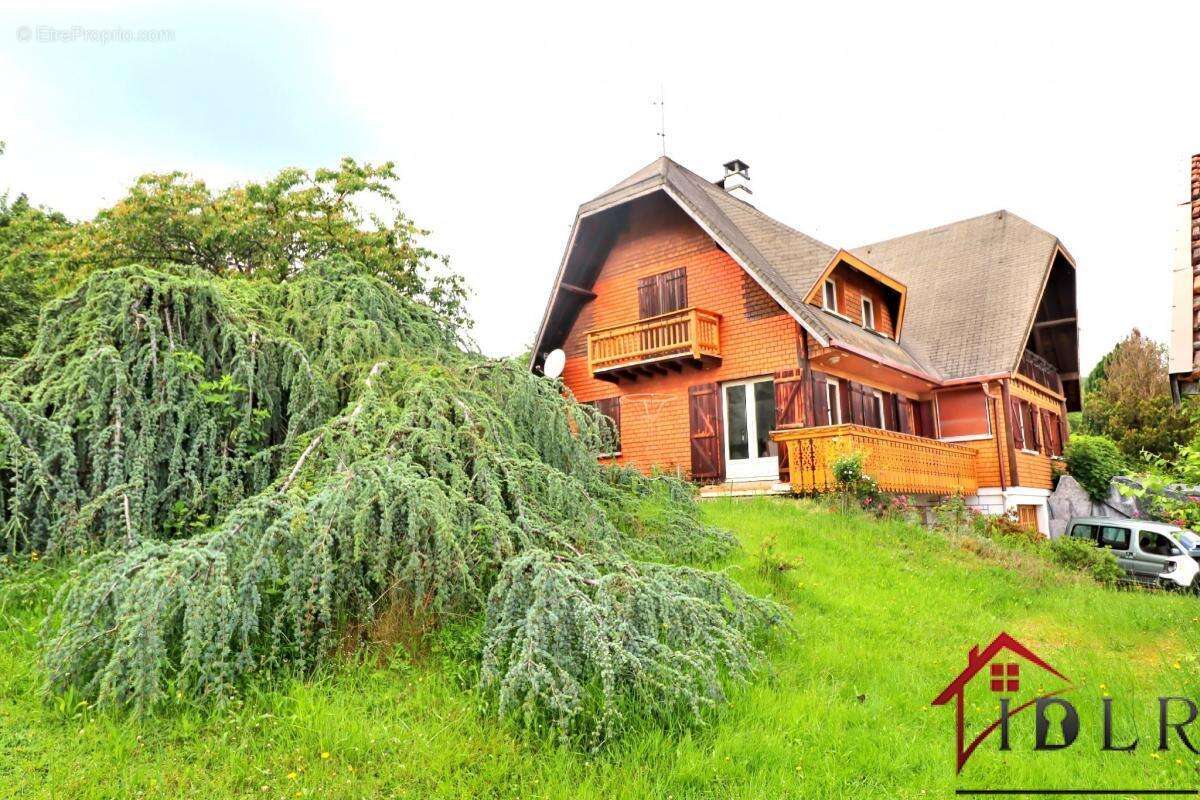 Maison à BROUVELIEURES