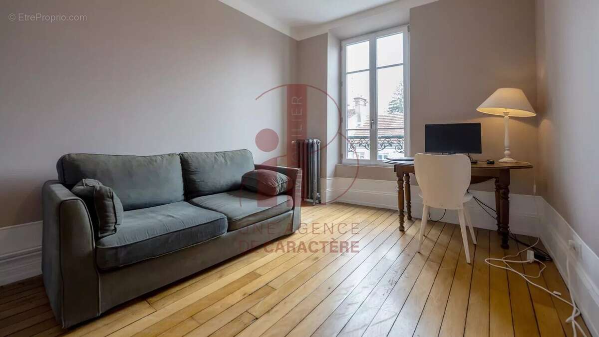 Maison à FONTAINEBLEAU