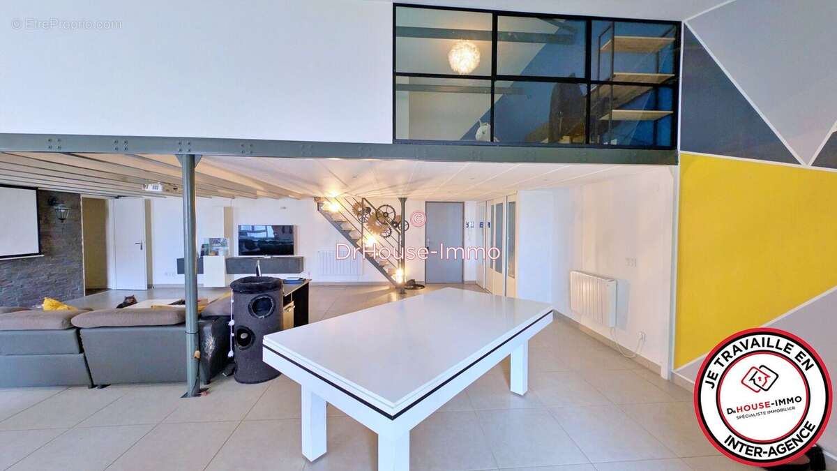 Appartement 155 m² à Saint-Etienne  - photo 101