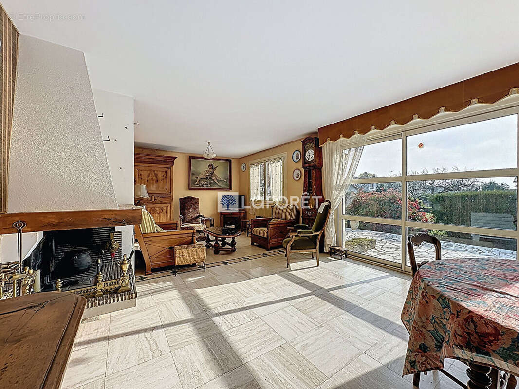 Maison Chatillon Sur Thouet 4 pièces - photo 9