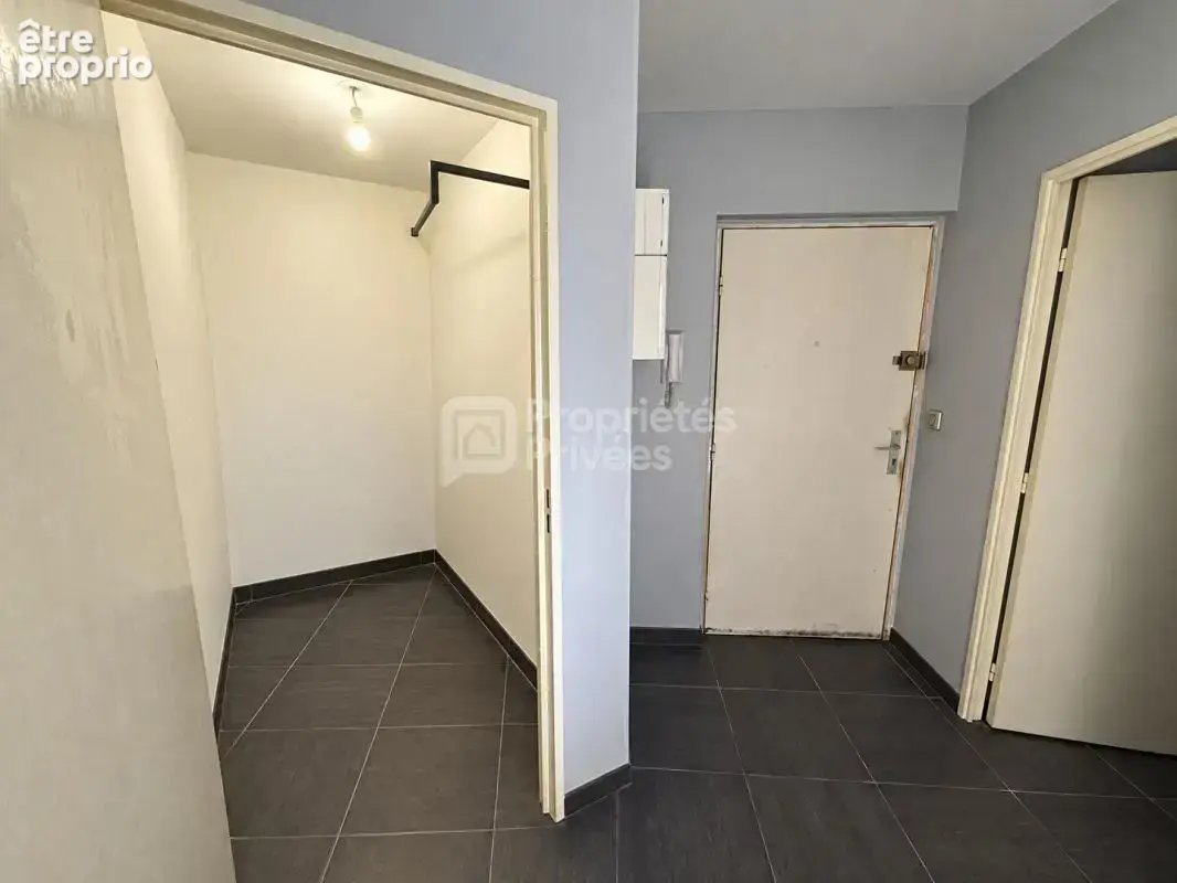 94000 créteil port - appartement 5 pièces rénové de 80 m² - 3 chambres + balcon + parking, vue port - photo 9