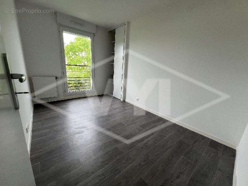 Appartement à QUINCY-SOUS-SENART