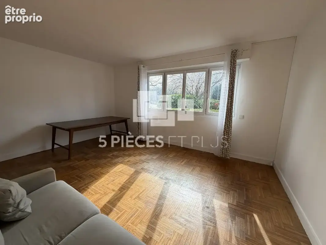 Résidence recherchée à 2 pas de toutes les commodités - photo 4